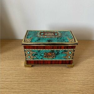 Blue Bird Metal Confectionery Tin - Silver and Gold Tones